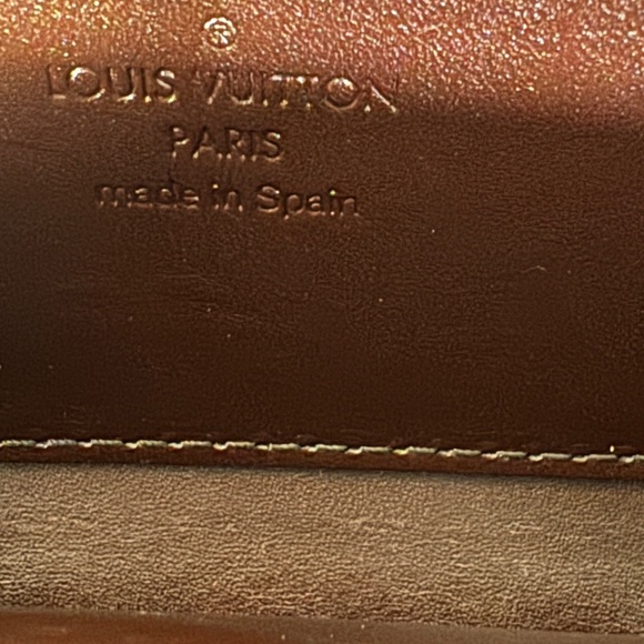 Louis Vuitton Brown Embossed printed monogram zipper round Wallet - Picture 9 of 16